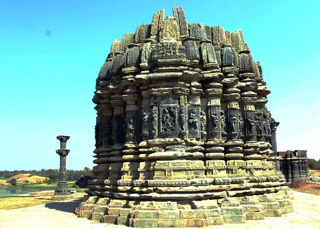 Arthuna Temples