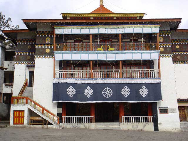 bomdila-monastery