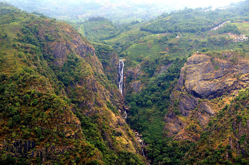 Catherine Waterfalls, Coonoor