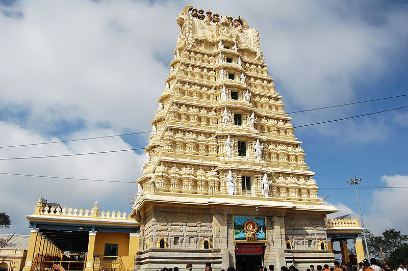 places to visit in mysore chamundi hills