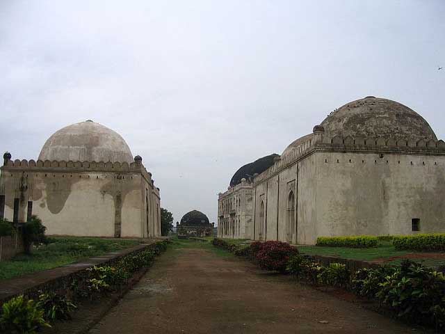 gulbarga near tourist places