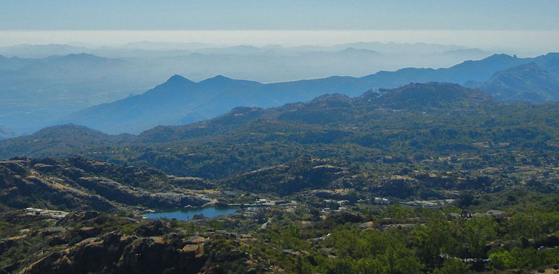 Guru Shikhar, Mount Abu