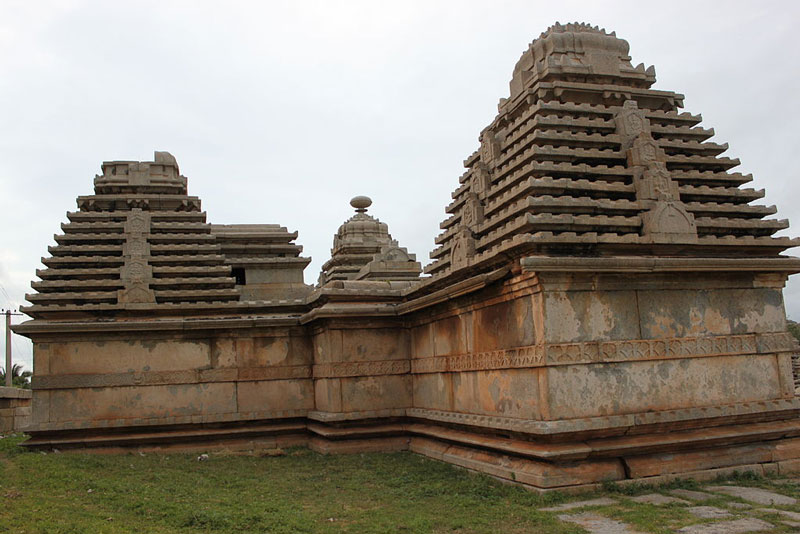 Hemakuta Hill Temple