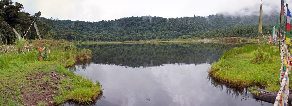 Khecheopalri Lake