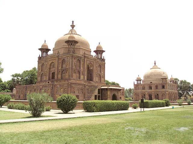 khusro-bagh