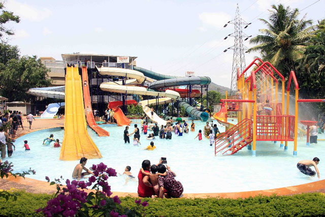 Kumar Resort