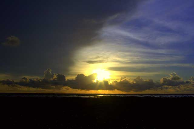 kumarakom-beach