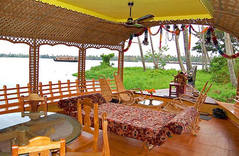 Kumarakom Houseboats