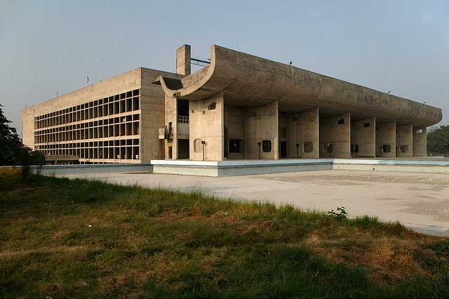 le-corbusier-centre