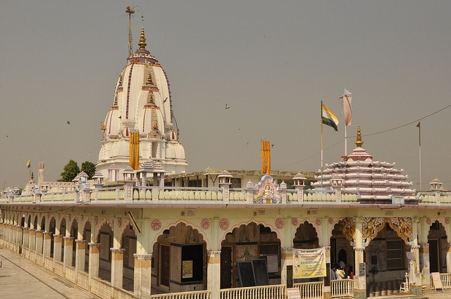 mathura-temple1