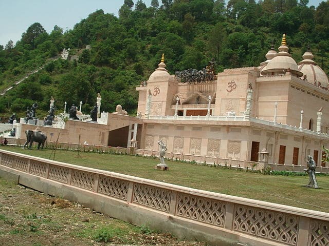 places to visit near solan temple