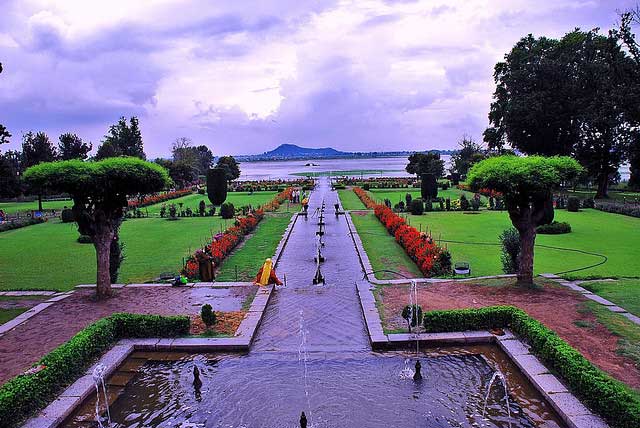 mughal-gardens1