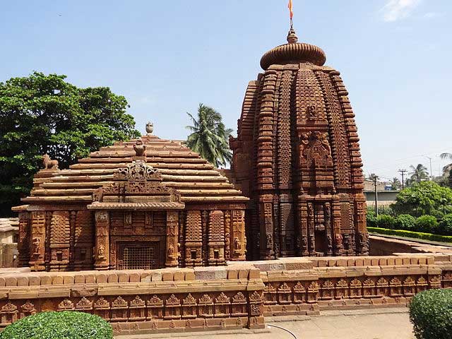 mukteshwar-temple1