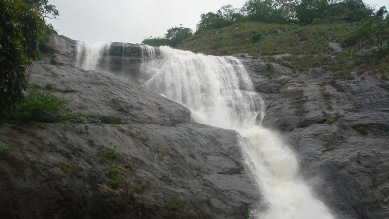 Palaruvi Waterfalls