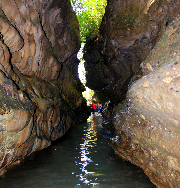 Robbers Cave