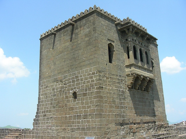 shivneri-fort