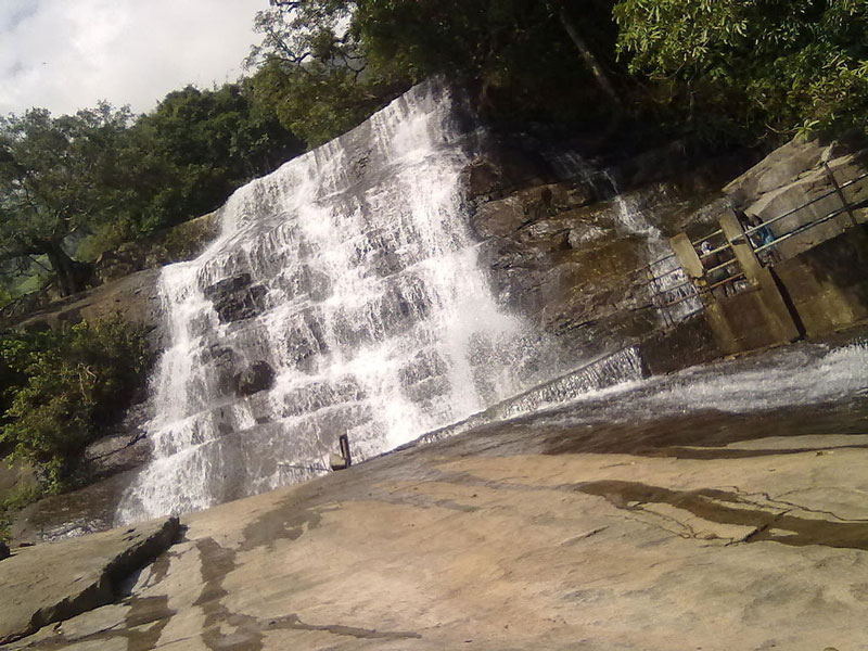 Suruli Waterfalls, Madurai