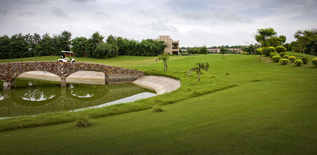 Tarudhan Valley Golf Resort