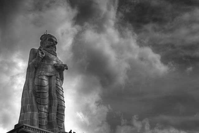 thiruvalluvar-statue
