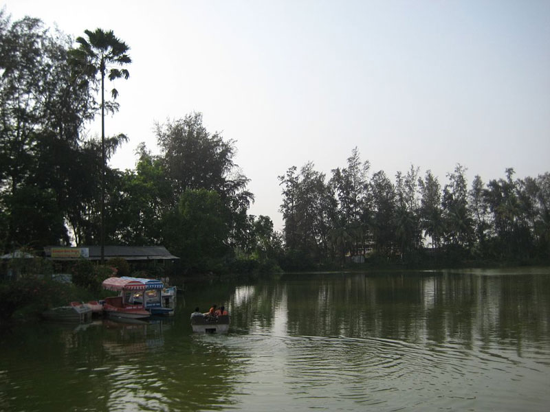 Vanganga Lake