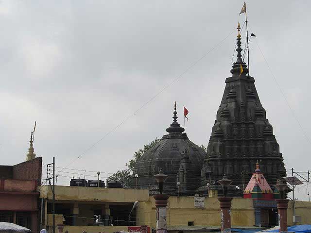 vishnupad-temple